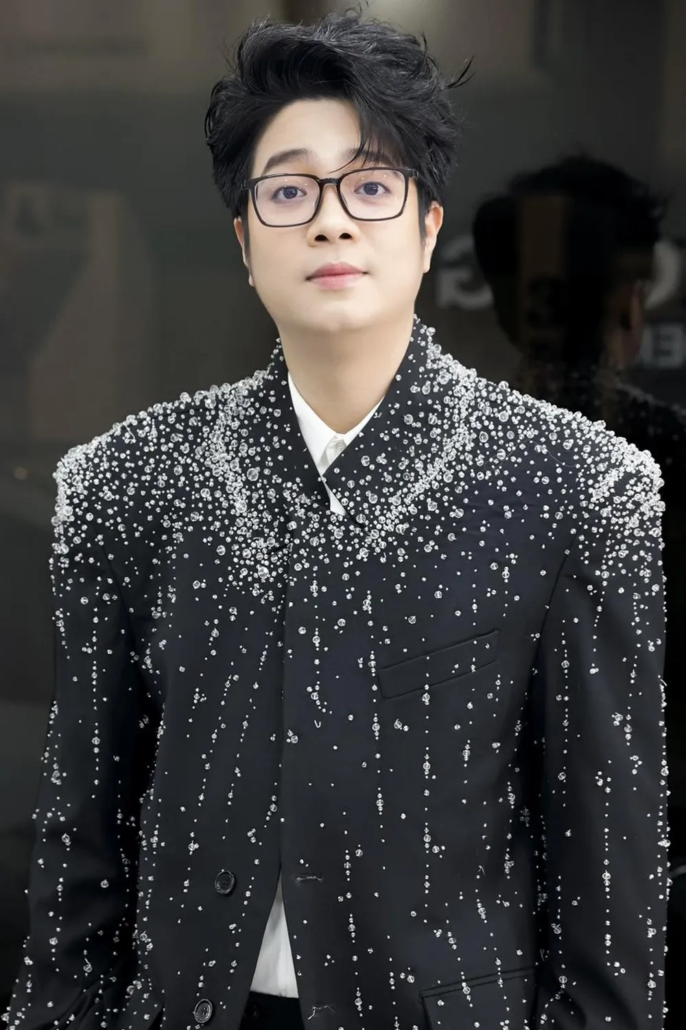 Lặng thầm và day dứt qua lời bài hát Bùi Anh Tuấn mơ hồ