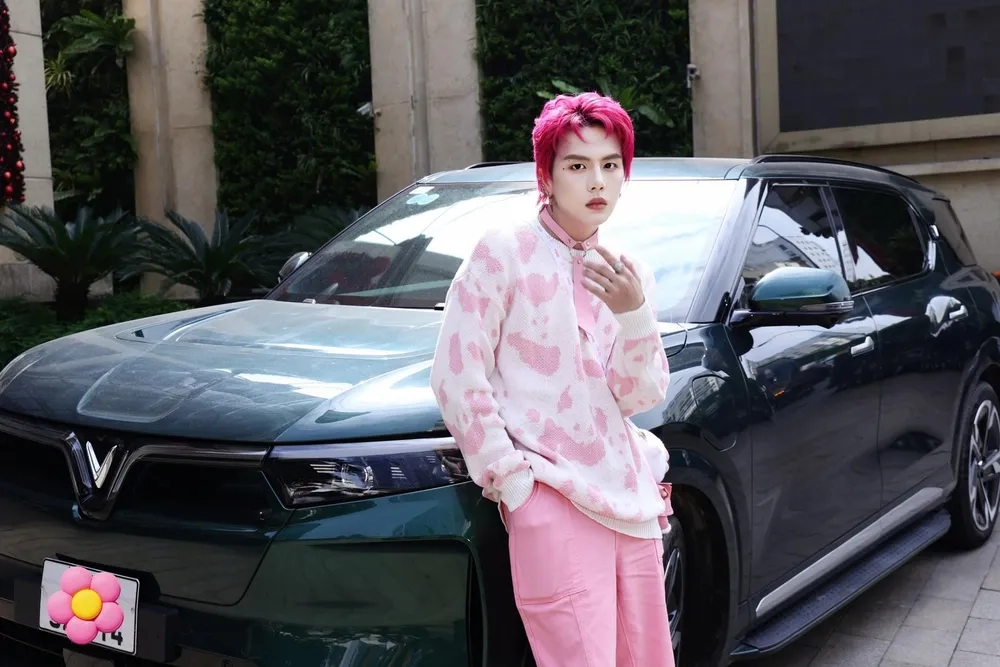 Cùng bạn bè hát theo Duy Khánh karaoke cực bắt tai