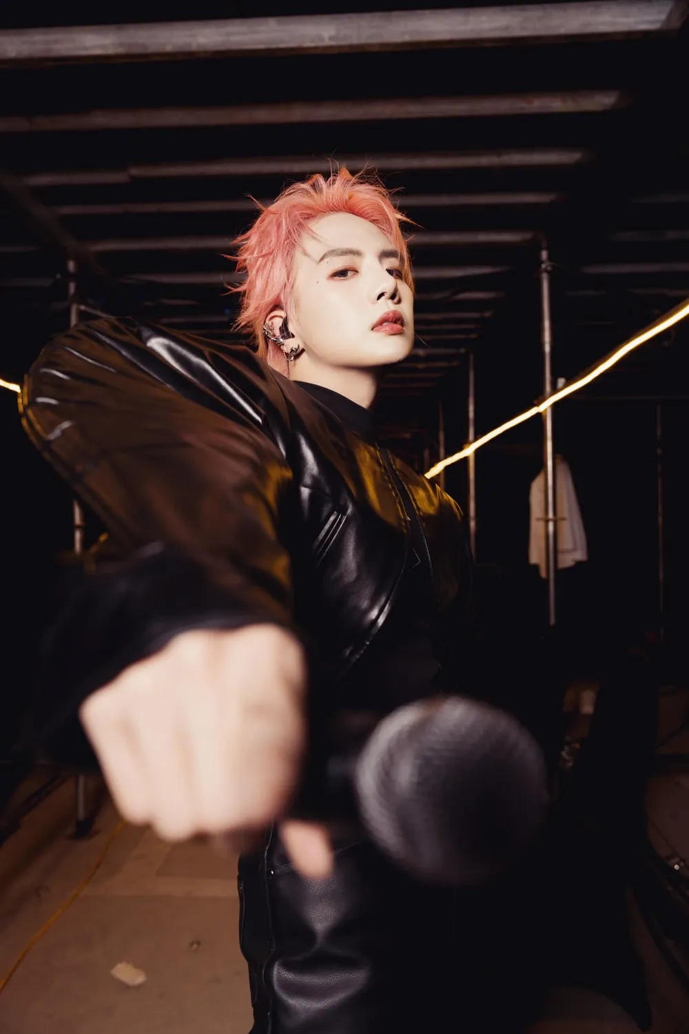 Ca khúc kinh điển Duy Khánh Một mai giã từ vũ khí