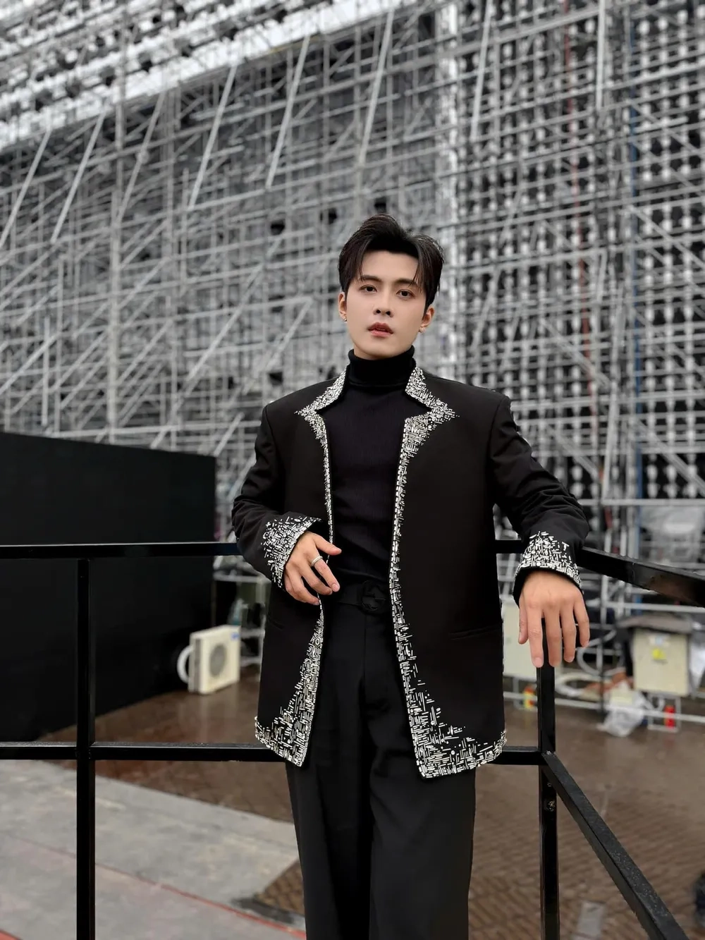 Bất ngờ với Gin Tuấn Kiệt tên thật là gì