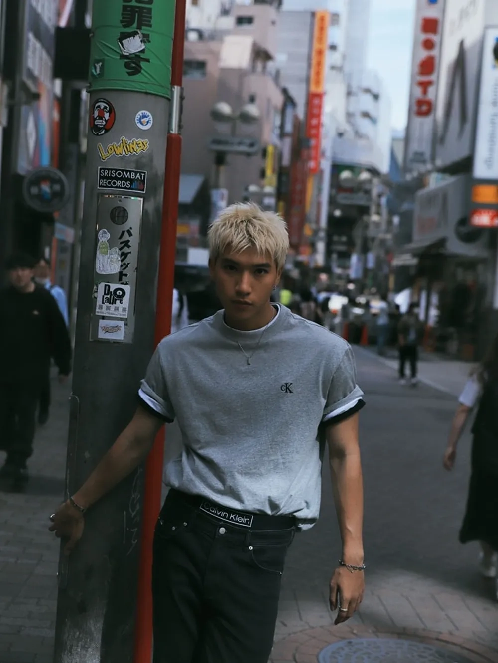 Cười nghiêng ngả với loạt ảnh Hieuthuhai hài