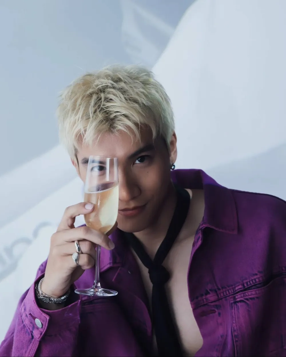 Bạn có biết Hieuthuhai là ai không