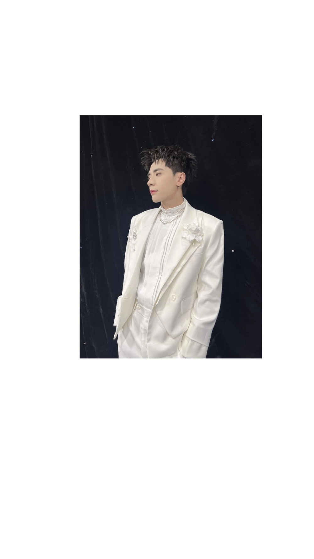 Làm nền siêu yêu cùng ảnh Quang Hùng MasterD trong Anh Trai Say Hi