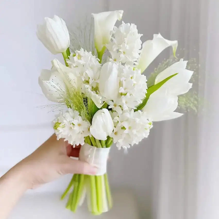 Hoa cưới dạ lan hương tượng trưng cho vĩnh cửu