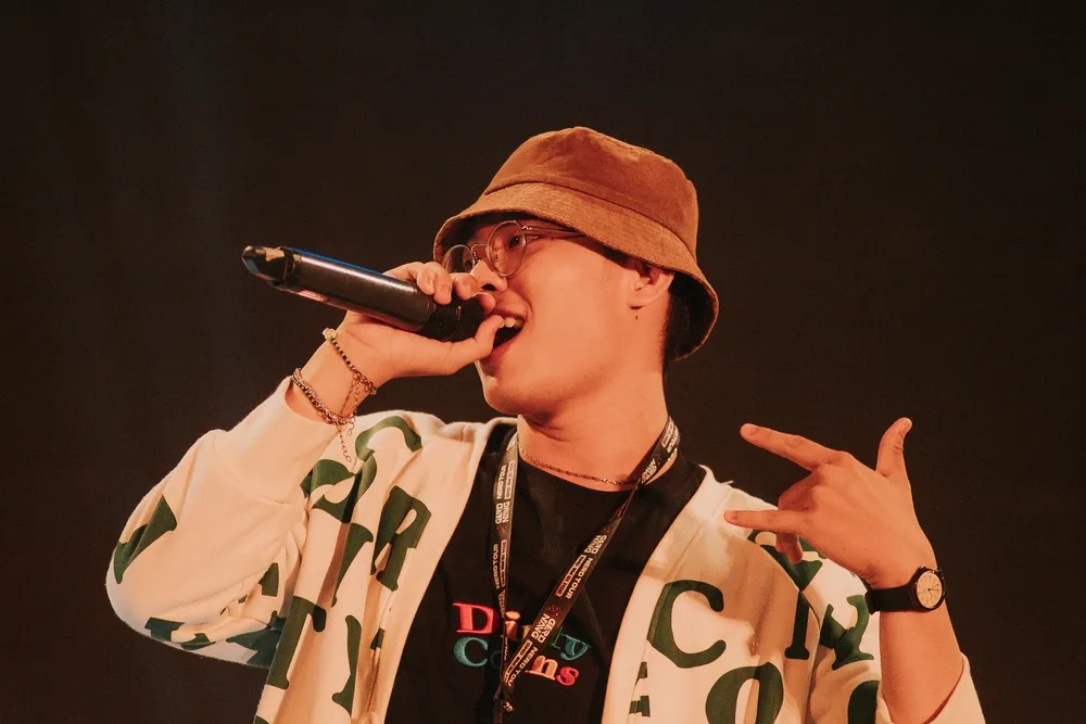 Gương mặt nổi bật rapper HURRYKNG