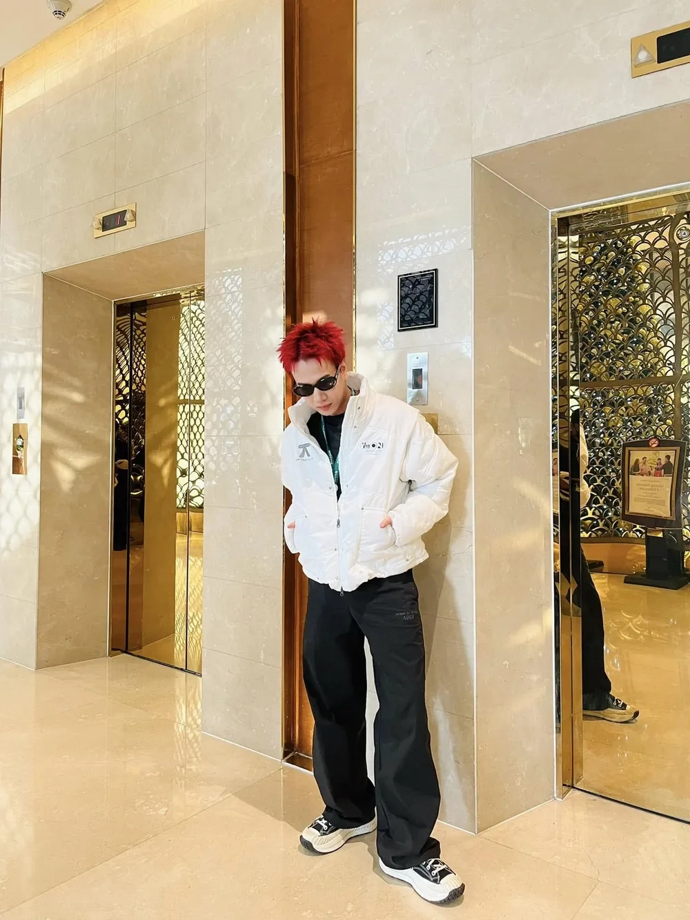 Bạn có biết Lou Hoàng quê ở đâu không