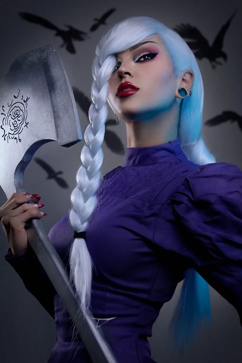 Biến hình cực chất với Mei Mei cosplay