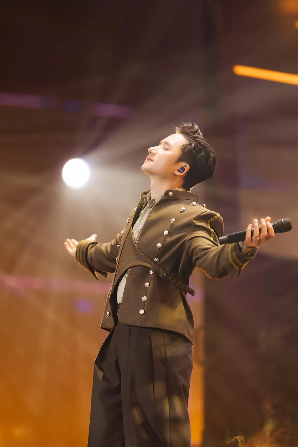 Diễn xuất ấn tượng trong Phan Mạnh Quỳnh phim mai khiến fan bất ngờ