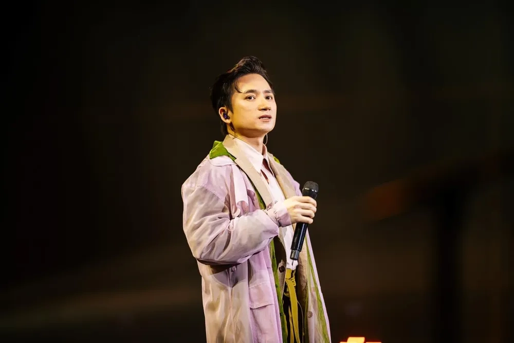 Dân ca hiện đại sống dậy trong từ đó Phan Mạnh Quỳnh