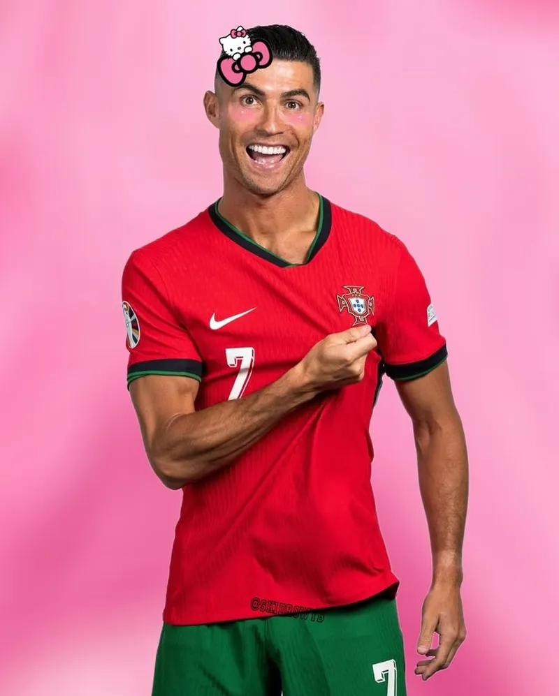 Meme Ronaldo khóc: từ World Cup đến Champions League