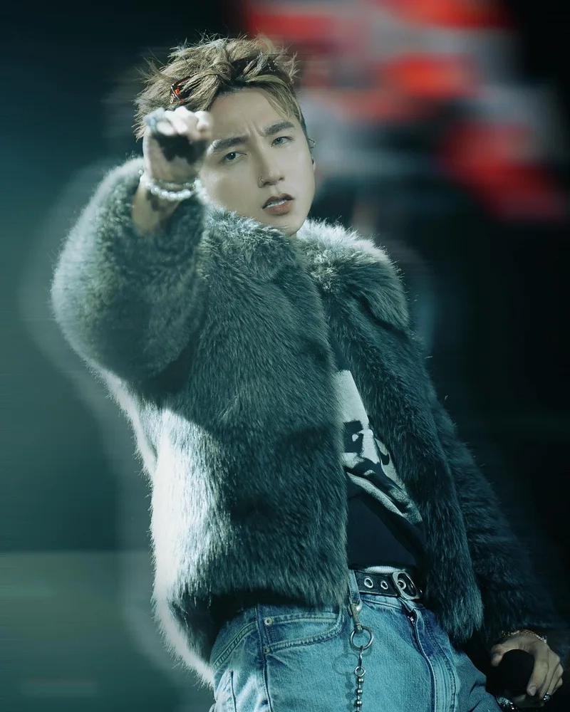 Những khoảnh khắc Sơn Tùng MTP mới nhất ấn tượng