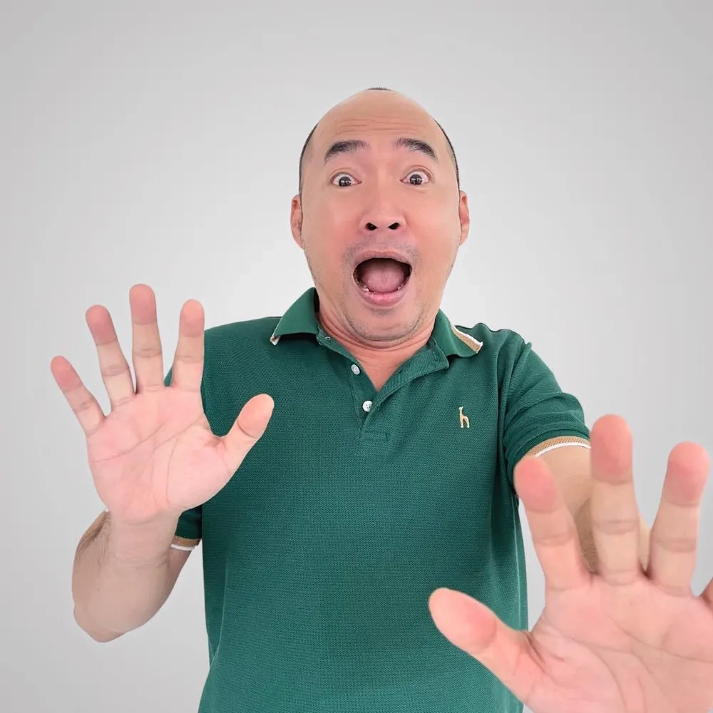 Cập nhật những video mới từ Tiến Luật official