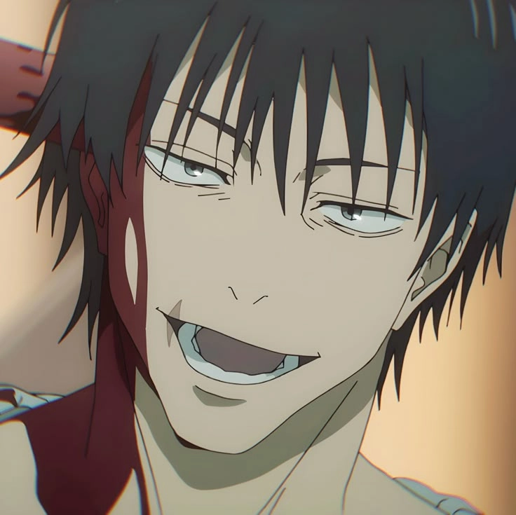 Toji Fushiguro sở hữu sức mạnh vượt mọi giới hạn con người