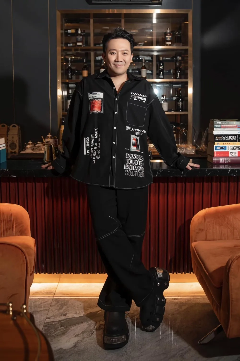 Dẫn dắt cực duyên dáng cùng MC Trấn Thành