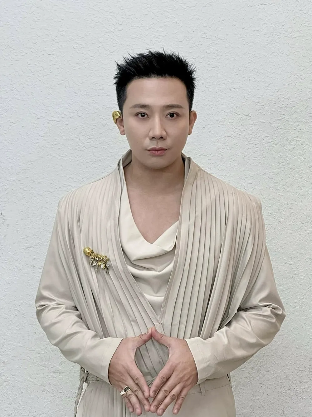 Lật mở cuộc đời qua tiểu sử Trấn Thành