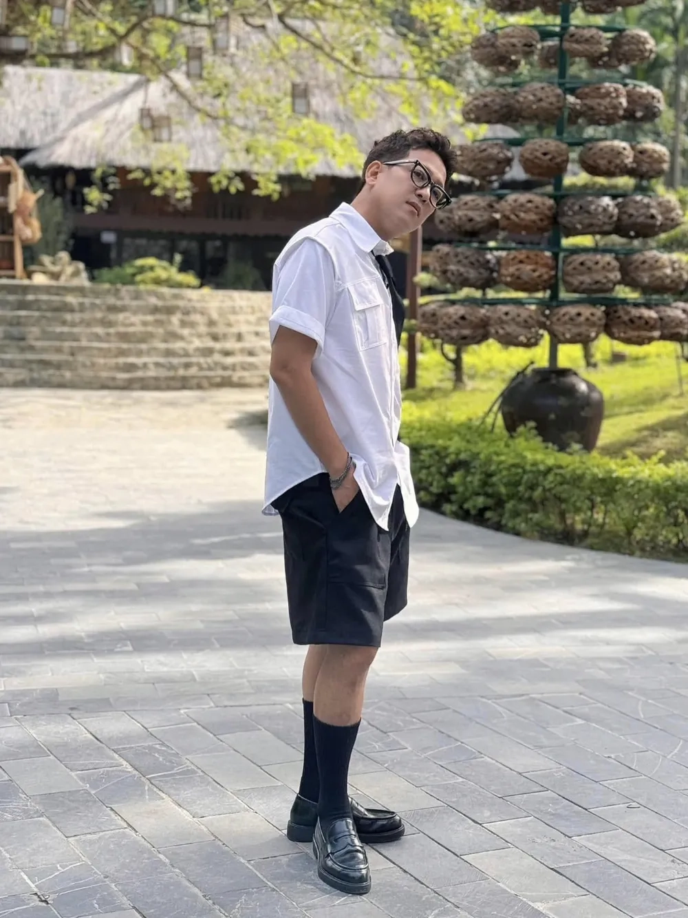 Tìm hiểu chính xác năm sinh qua Trường Giang sinh năm mấy