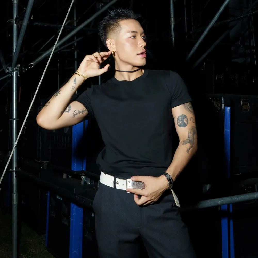 Fan sốc khi biết tên thật Wean Lê