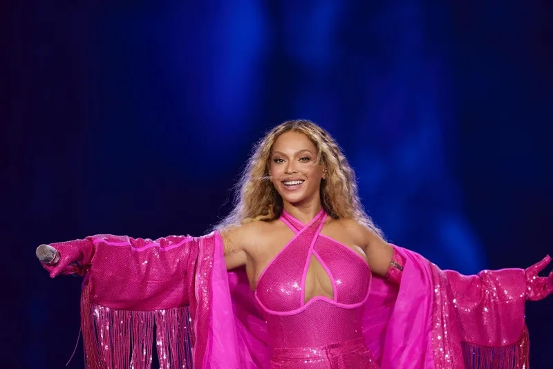 Bộ sưu tập ảnh đời thường hiếm thấy của Beyoncé