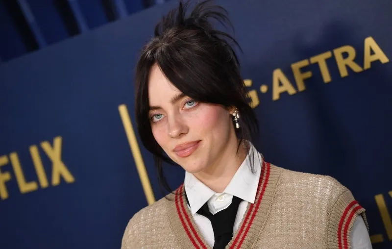 Tình yêu âm nhạc của billie eilish lover