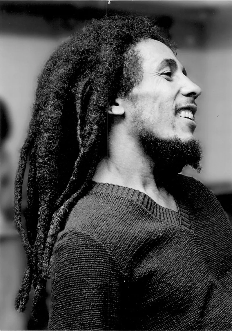 Câu hỏi tình yêu trong Bob Marley Is This Love