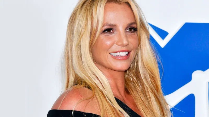 Britney Spears và cuộc chiến giành quyền bảo hộ