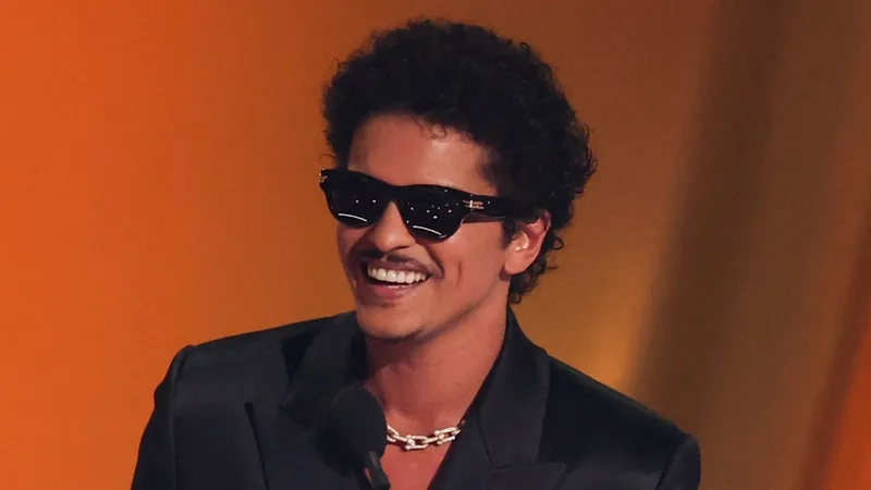 Phong cách độc đáo của bruno-mars