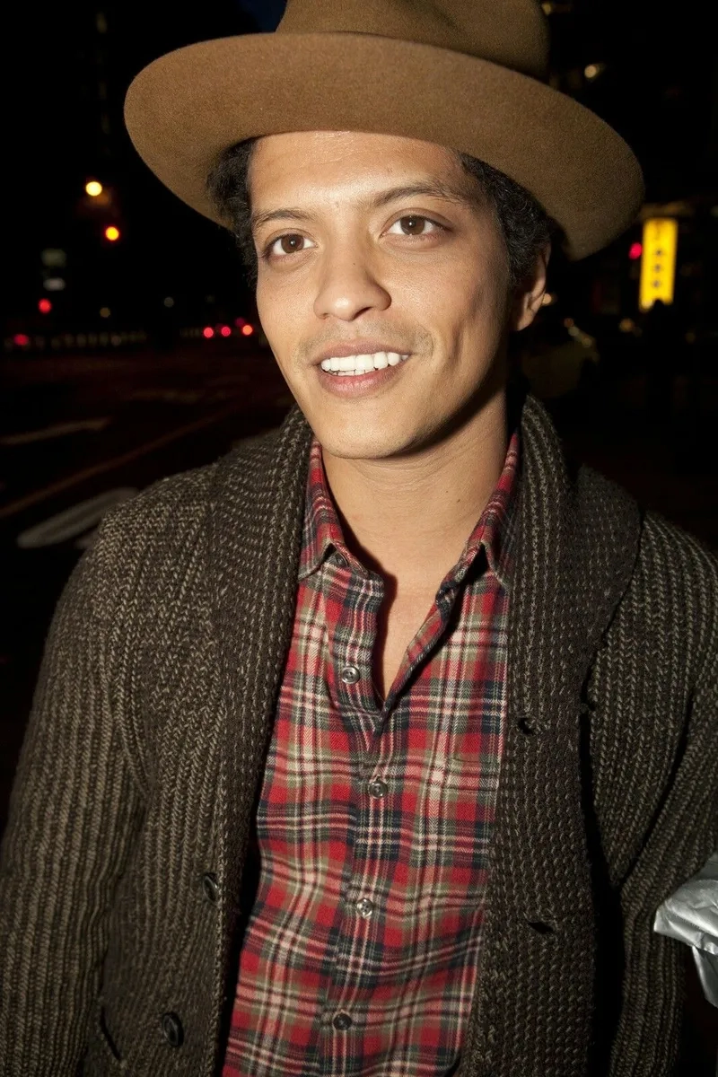 Màn kết hợp ăn ý giữa lady gaga bruno mars