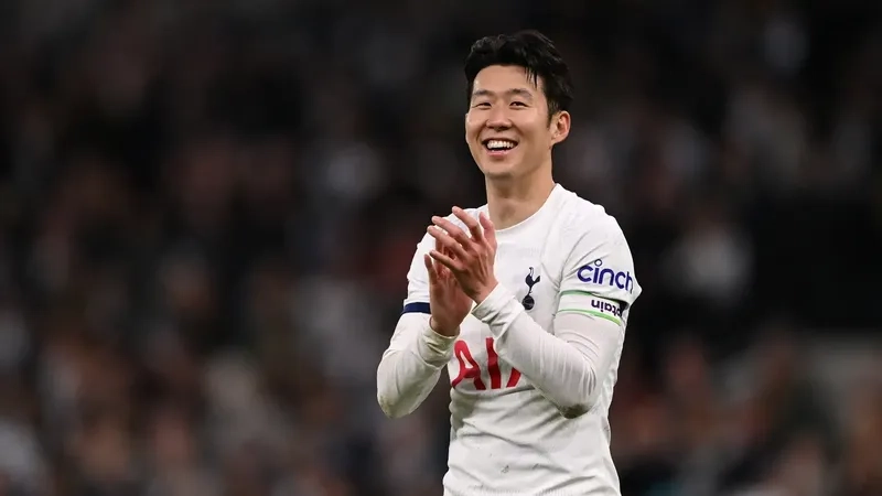 Son Heung Min - niềm tự hào châu Á