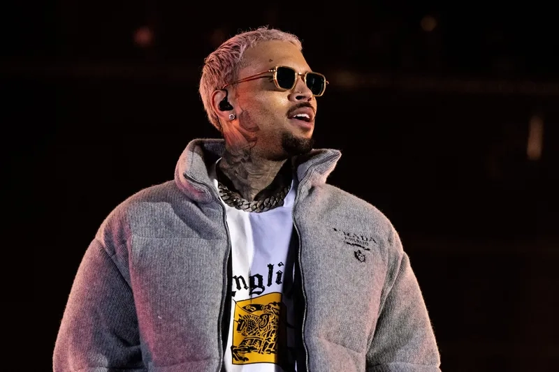 Một Chris Brown wallpaper cực ngầu cho điện thoại