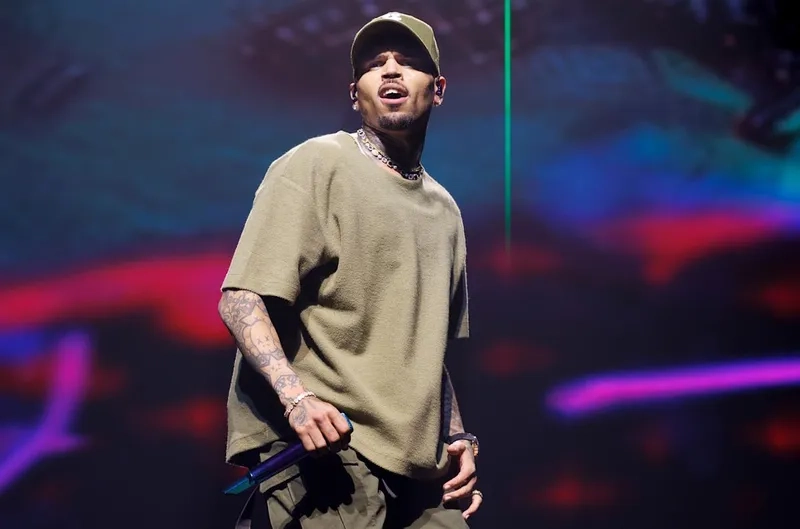 Hình ảnh con của Chris Brown đáng yêu