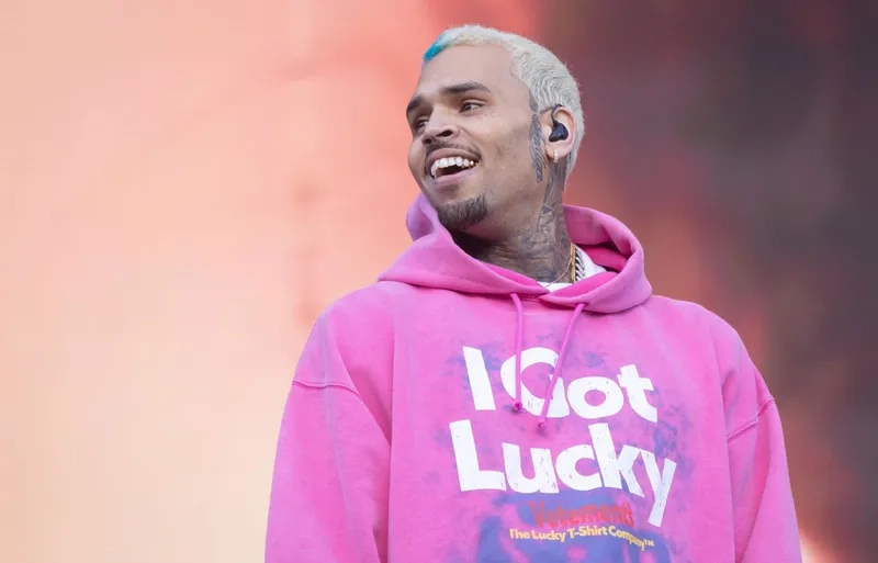 Chris Brown - Loạt ảnh sân khấu bùng nổ và đáng nhớ