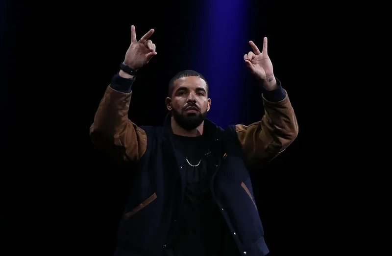 Khoảnh khắc đời thường của Drake