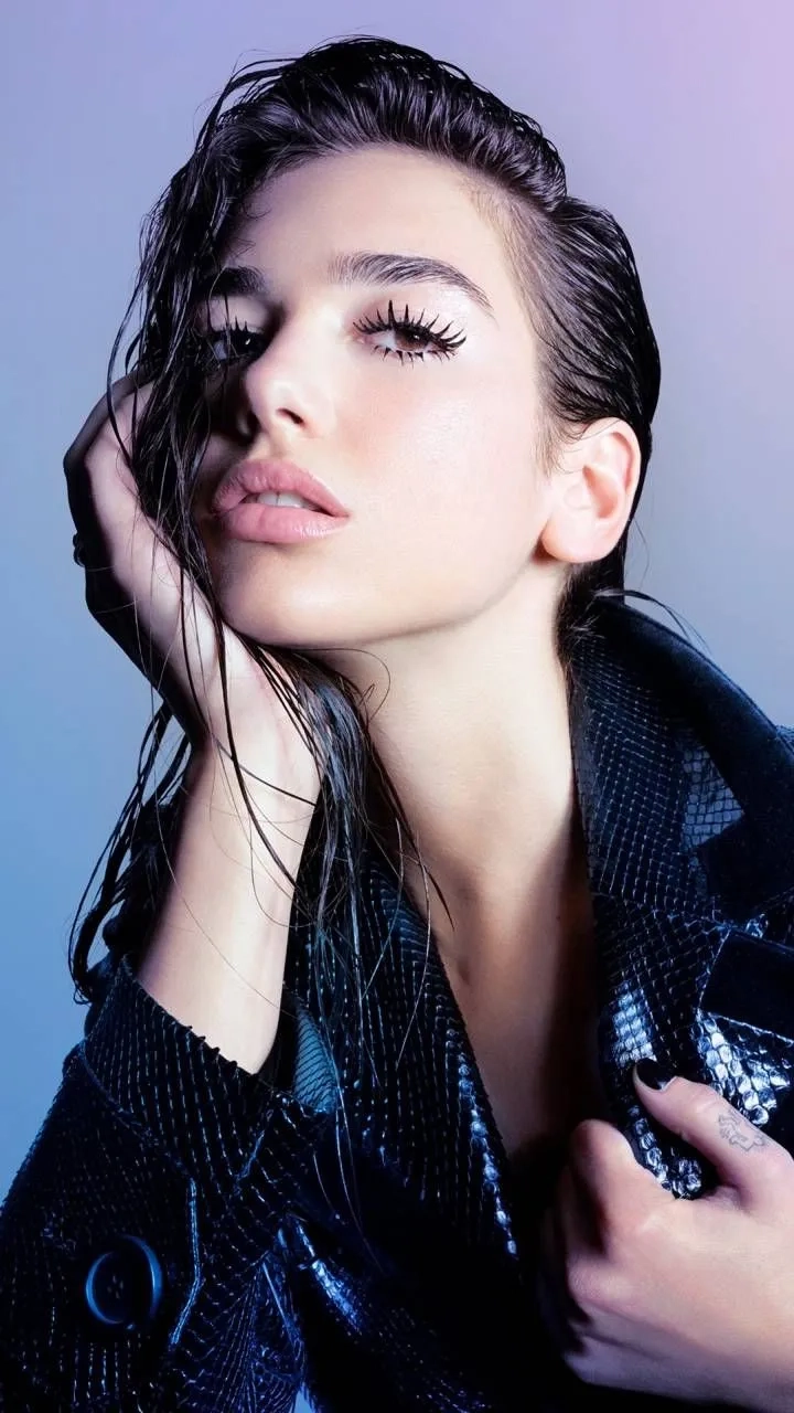 Dua Lipa tại sự kiện dua lipa royal albert hall