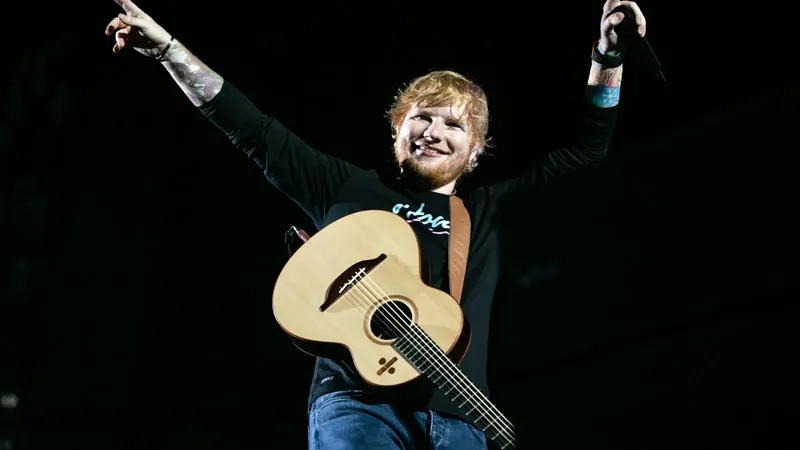 Hình ảnh mới nhất từ dự án Ed Sheeran Azizam
