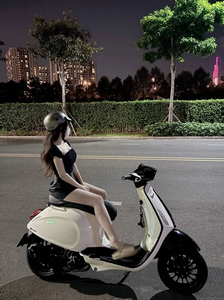 Top 99+ Hình ảnh gái xinh đi xe máy cực chất và cá tính