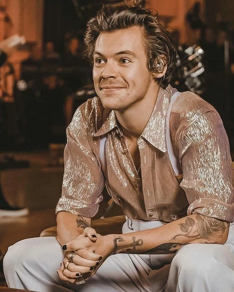 Phong cách thời trang của Harry Styles