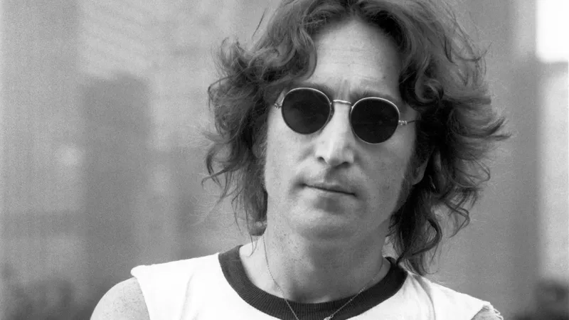 John lennon woman - Ánh mắt đầy tình cảm