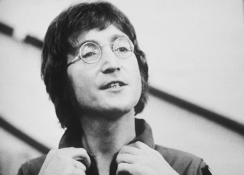 The beatles yesterday và những hình ảnh hoài niệm