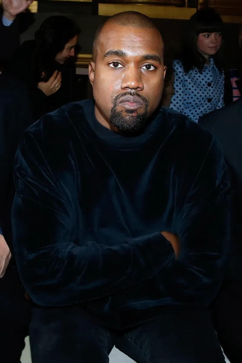 Kanye West tại Tuần lễ thời trang Paris