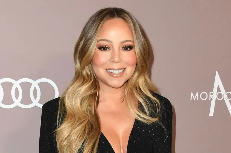 Hình ảnh đầy cảm hứng từ Mariah Carey Hero