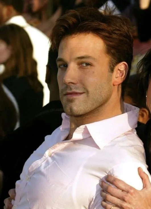 Tổng hợp những meme Ben Affleck hút thuốc hài hước nhất