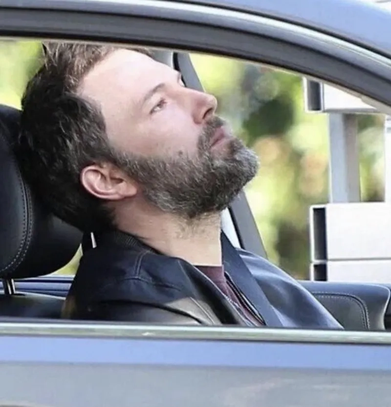 Ben Affleck và tình yêu với Dunkin Donuts