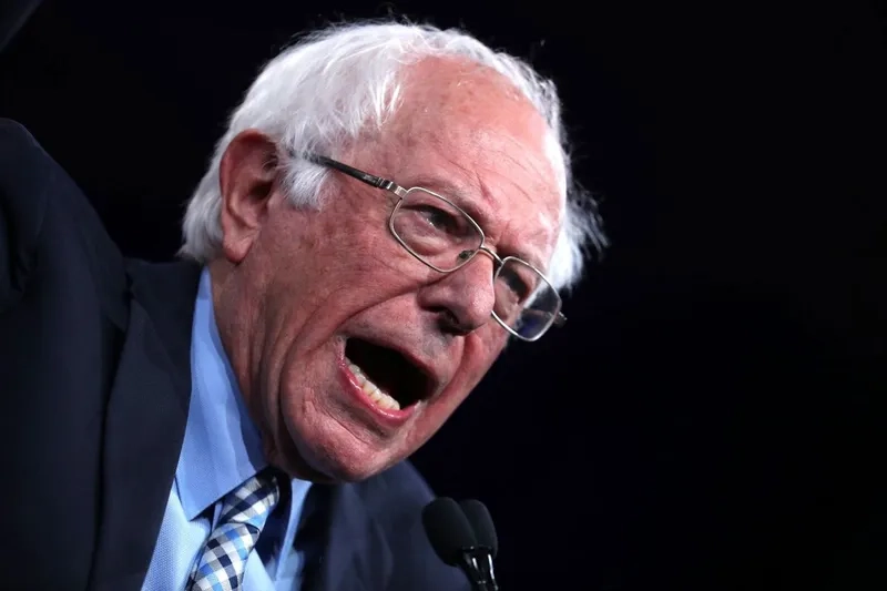 Khoảnh khắc tại lễ nhậm chức của Bernie Sanders