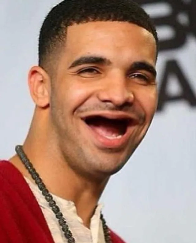 Chia sẻ meme Drake lên mạng xã hội