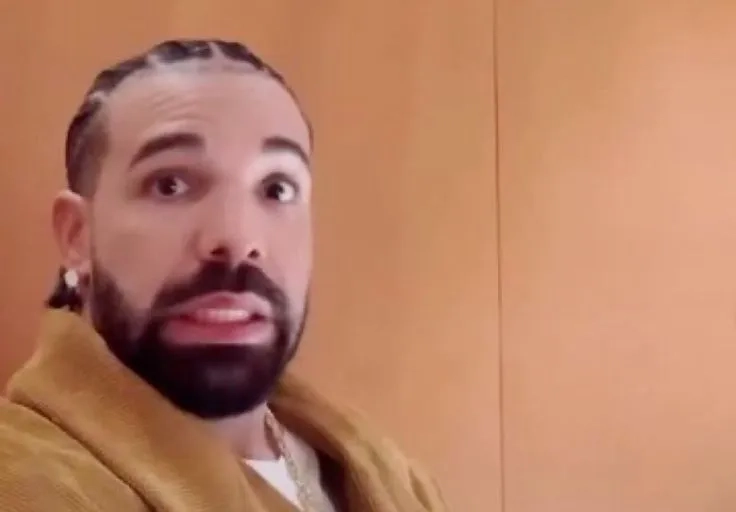 Template meme Drake trống để sáng tạo