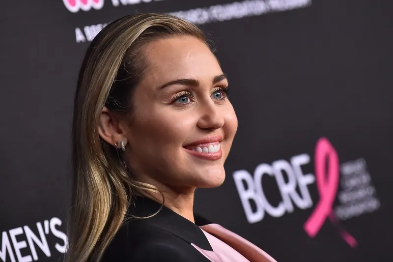 Những hình ảnh Miley Cyrus ghi dấu ấn sự nghiệp