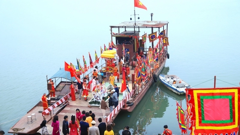 Phong cảnh ở làng gốm Bát Tràng - Nét đẹp vượt thời gian