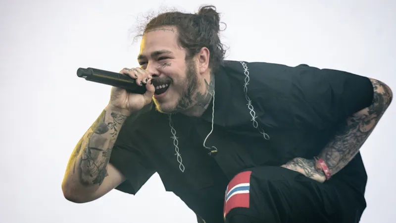 Không khí cuồng nhiệt tại Post Malone tour