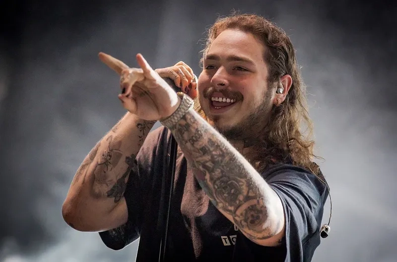 Một góc nhìn khác về Post Malone