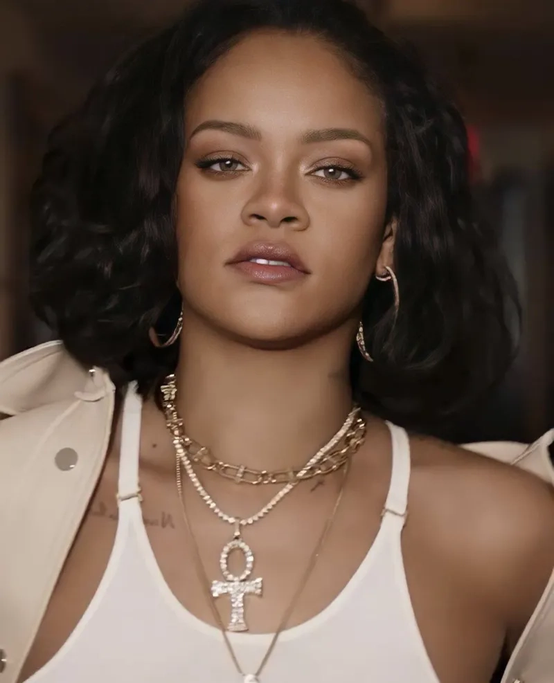 Sức hút từ ca khúc diamond rihanna